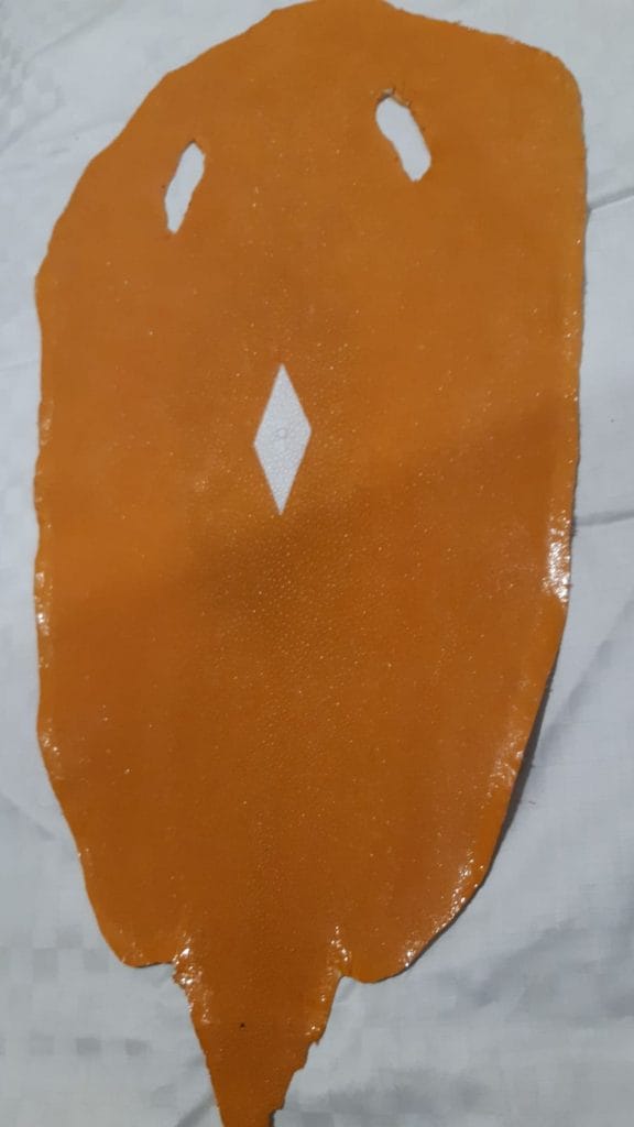 Stingray Skin - Ocre with Diamond - 12"