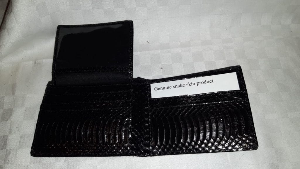 Men's Trifold Snakeskin Wallet